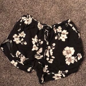 Brandy Melville shorts